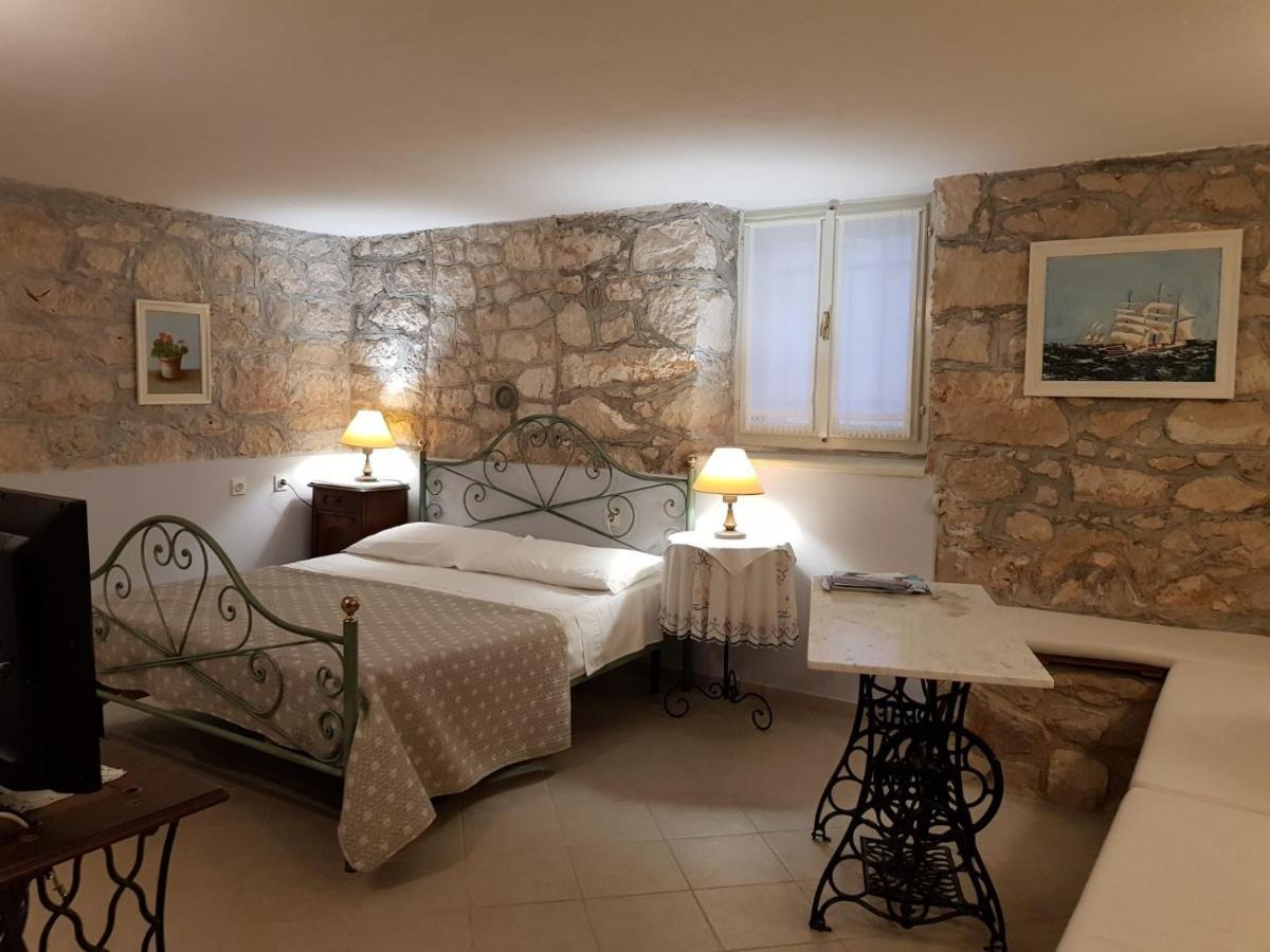 Apartments Gabri Mali Lošinj Dış mekan fotoğraf